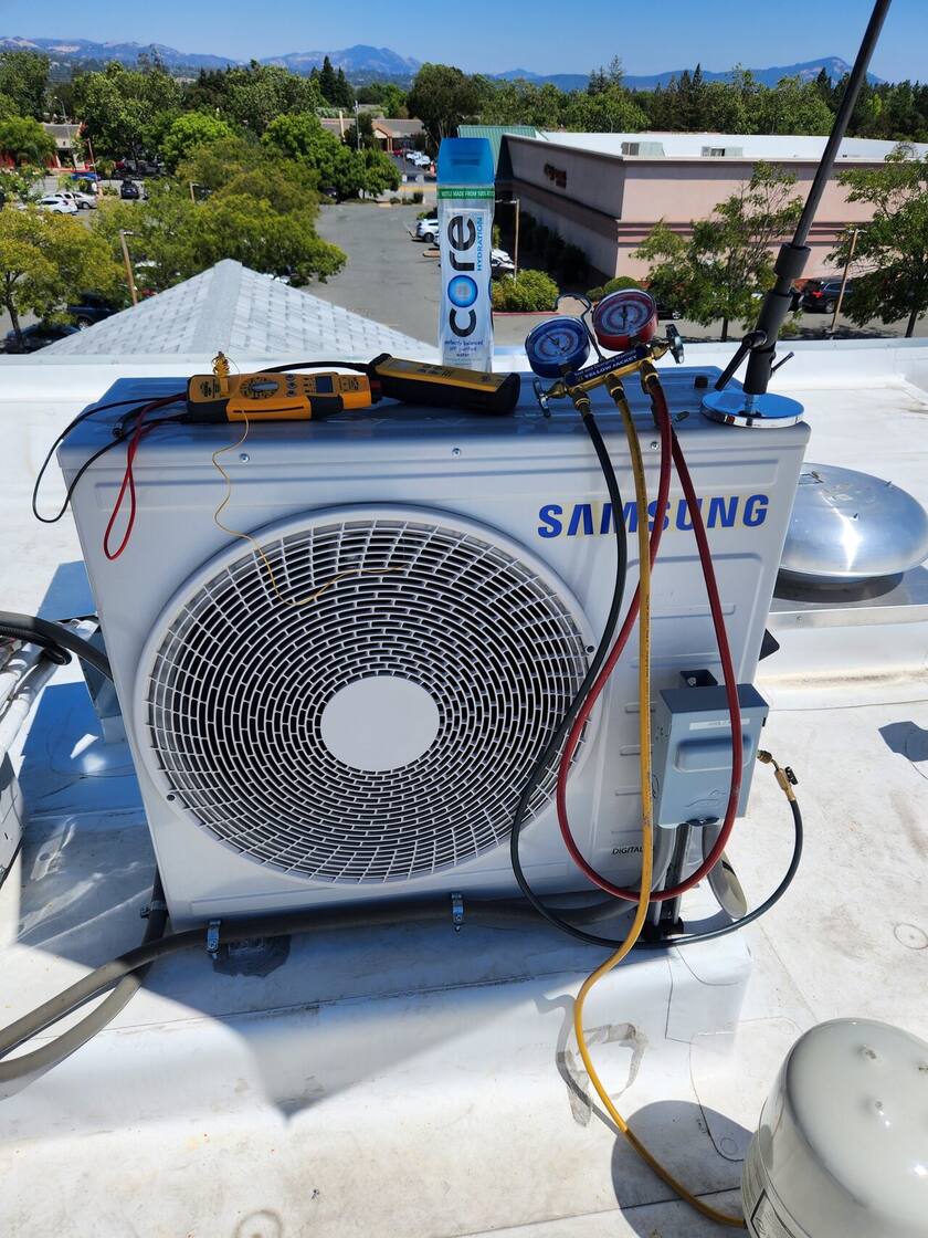 Charging a new ductless mini-split — HVAC Masters, Vacaville